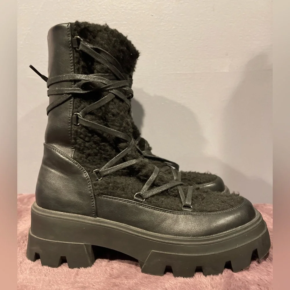 Black Leather Sherpa Tie Up Platform Boots - Picture 4 of 5